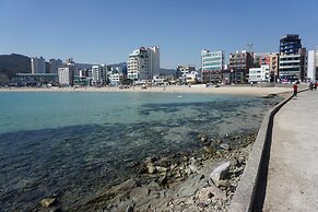 Flat B Hostel - Hostel