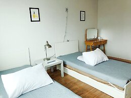 Flat B Hostel - Hostel