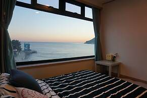 Flat B Hostel - Hostel