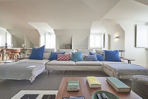 Lisbon Five Stars Apartments - Bica 246