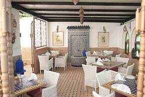 Pasta Plaza Hotel