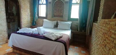 Pasta Plaza Hotel