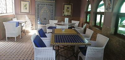 Pasta Plaza Hotel