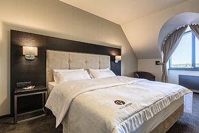Hotel Victory
