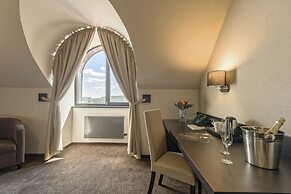 Hotel Victory