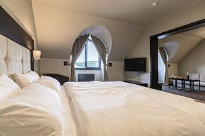 Hotel Victory
