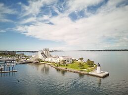 Newport Harbor Island Resort