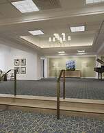 Newport Harbor Island Resort