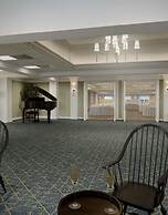 Newport Harbor Island Resort