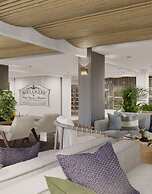 Newport Harbor Island Resort