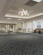 Newport Harbor Island Resort