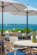 Newport Harbor Island Resort