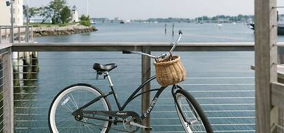 Newport Harbor Island Resort