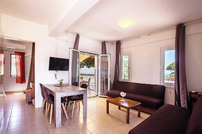 Romanos Beach Villas