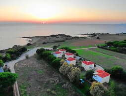 Romanos Beach Villas