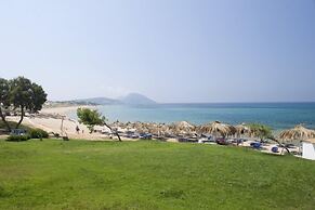 Romanos Beach Villas