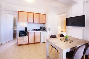 Romanos Beach Villas