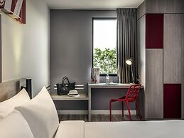 ibis Bangkok IMPACT