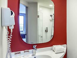 ibis Bangkok IMPACT