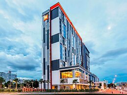 ibis Bangkok IMPACT