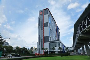 ibis Bangkok IMPACT