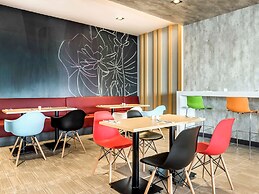 ibis Bangkok IMPACT