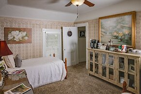 Sassafras Inn