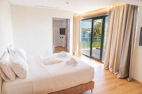 Megara Hotel