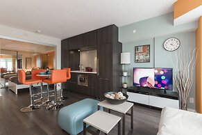 QuickStay - Yorkville's Finest (Yonge & Bloor)