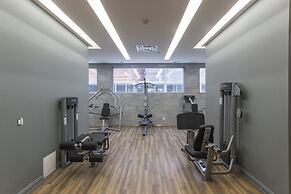 QuickStay - Yorkville's Finest (Yonge & Bloor)