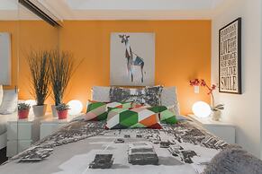 QuickStay - Yorkville's Finest (Yonge & Bloor)