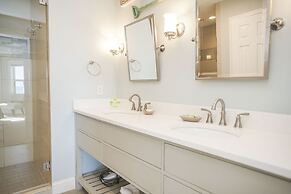 Crystal Dunes Beach Resort by Panhandle Getaways