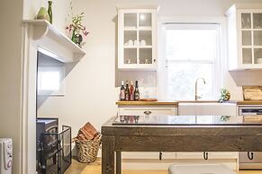 Mataro Cottage