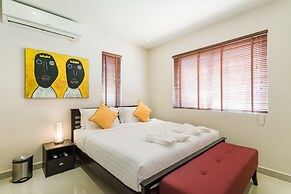 Luxury Pool Villa SRV