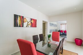 Luxury Pool Villa SRV