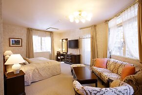 Kyu Karuizawa Hotel Otowa No Mori