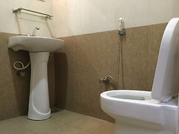 Everest Mount Holiday