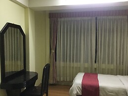 Everest Mount Holiday