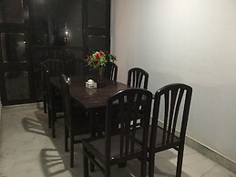 Everest Mount Holiday