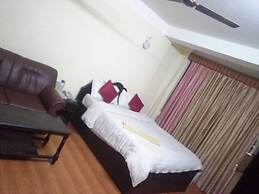 Everest Mount Holiday