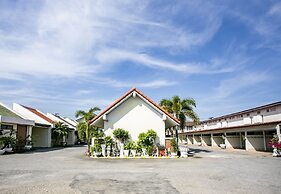 Bualuang Angthong Hotel