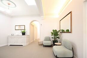 Regina Selfcheck-in Smart Rooms