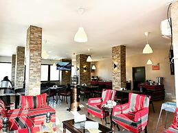 Al Anbat Midtown Hotel