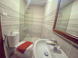 Al Anbat Midtown Hotel