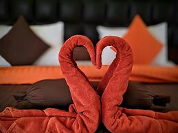 Al Anbat Midtown Hotel