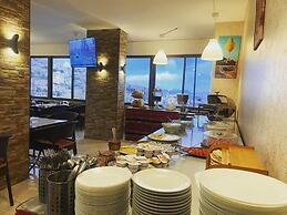 Al Anbat Midtown Hotel