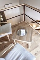 Stony Island Hotel at Blagodatnaya