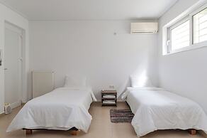 Elvita Spata Luxurious Villa