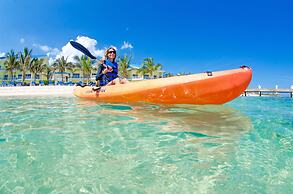 Wyndham Reef Resort - All Inclusive