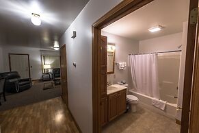 Draft Horse Inn and Suites